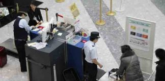 airport-security-guard